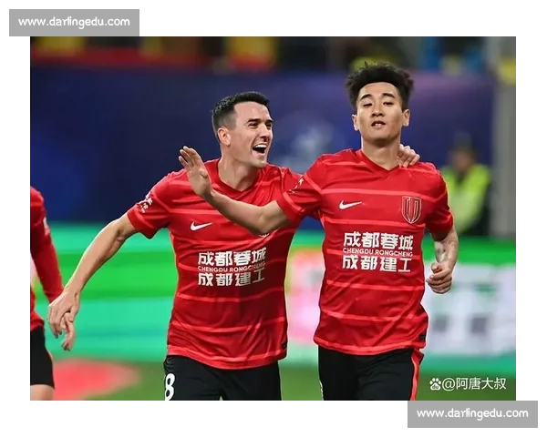 韦世豪停赛无碍蓉城亚冠首胜，3-0 完胜曼谷联晋级正赛