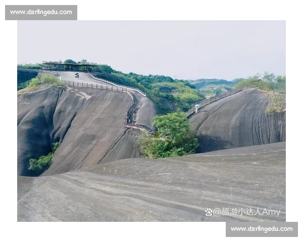 400 元跳泥坑出片！小众赛事为何爆火？
