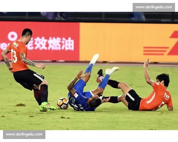 恒大与苏宁激战全场精彩集锦 两队鏖战直至最后时刻决胜负