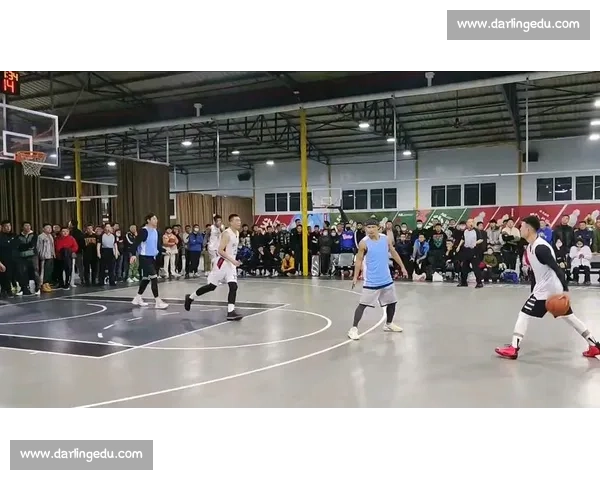 头盔哥vs吴悠街头对决背后真相与流量时代的拳击叙事观察录全景